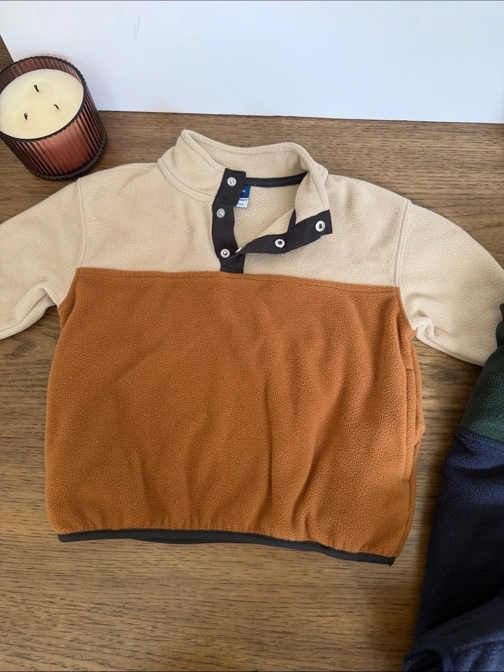 Old Navy Kids Beige and Navy/Green Fleece Pullover